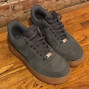 Nike Air Force 1 (gray)